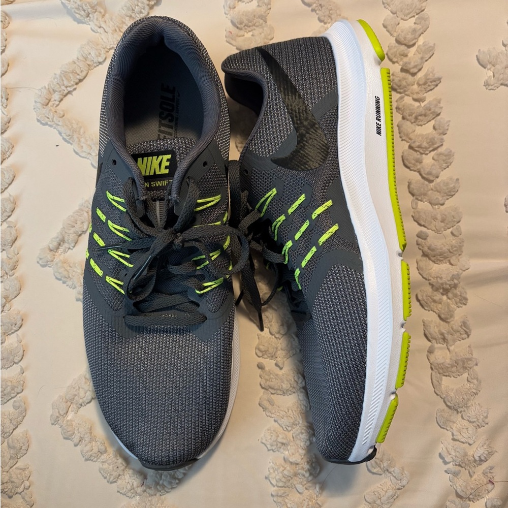 Nike Run Swift Running Shoes